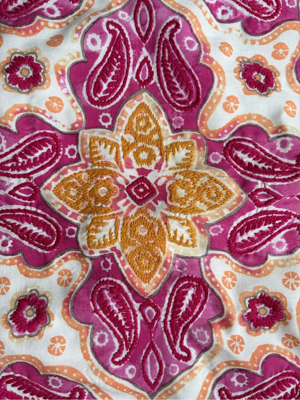 Pottery Barn cotton linen Pink & Gold Floral Paisley Square pillow cover 24” EUC